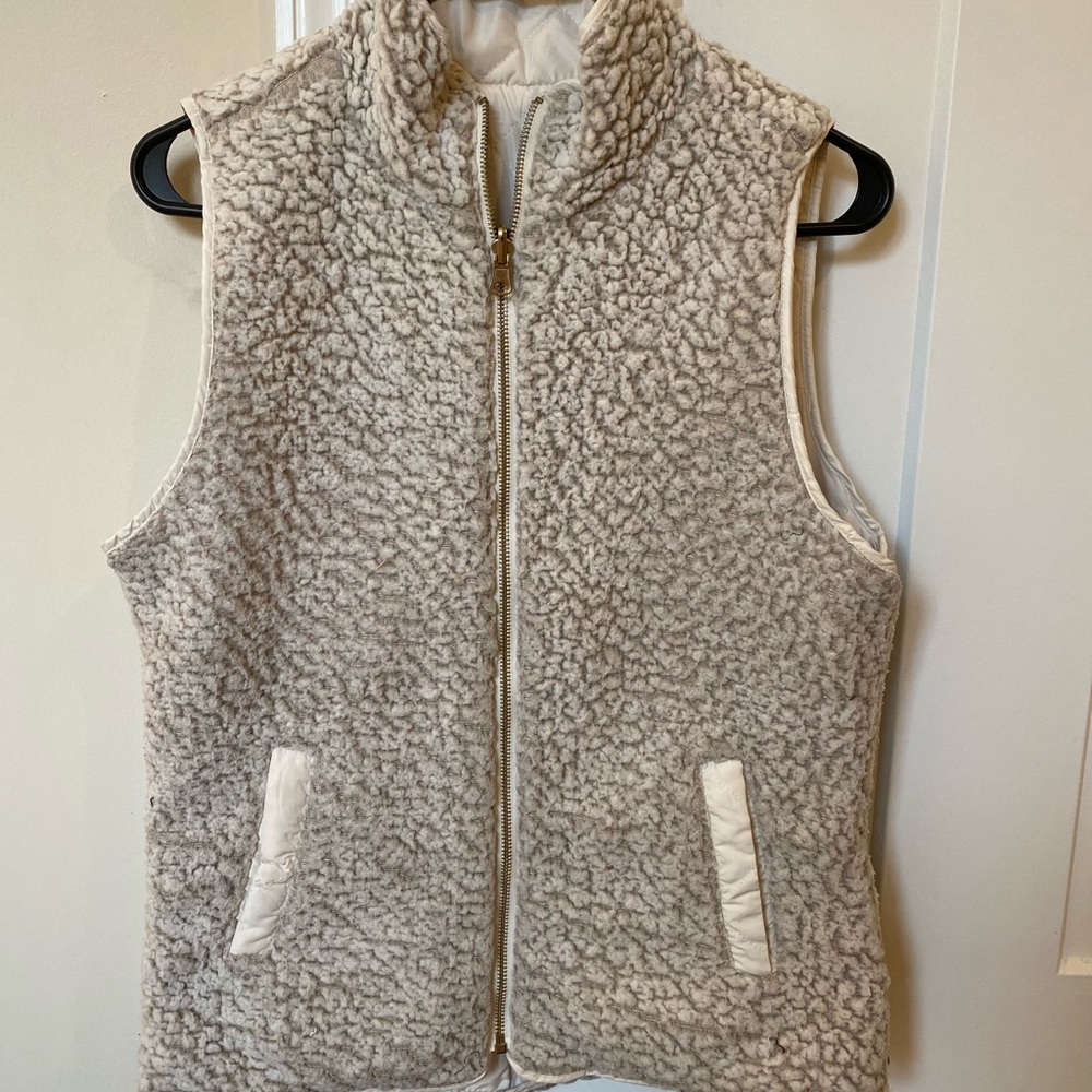 Reversible Thread & Supply Vest